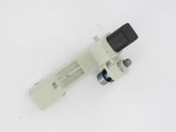 CS1815-968309.jpg