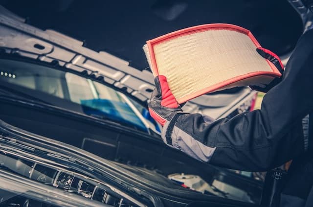 5 DIY Tips for Car Air Filter Replacement